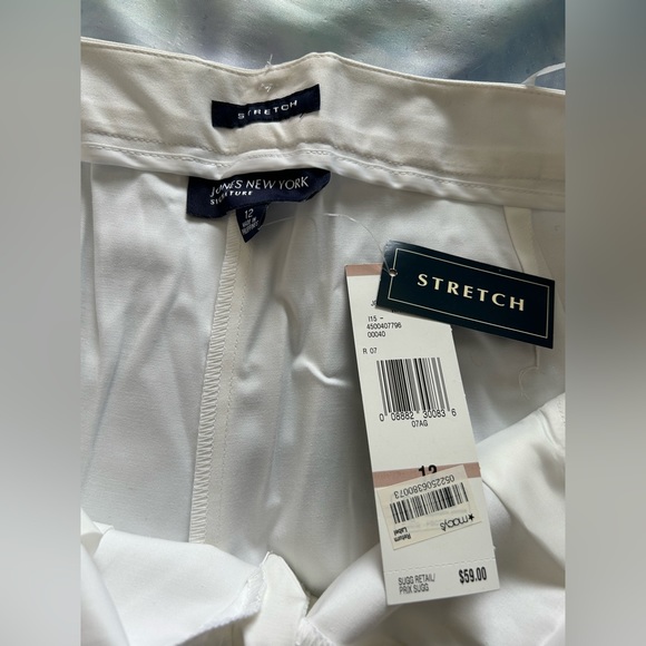 CAPRIS Jones, New York new with tags white stretch - Picture 3 of 13